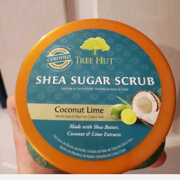 tree hut shea sugar scrub Coconut Lime. Never Used. - Picture 2 of 3